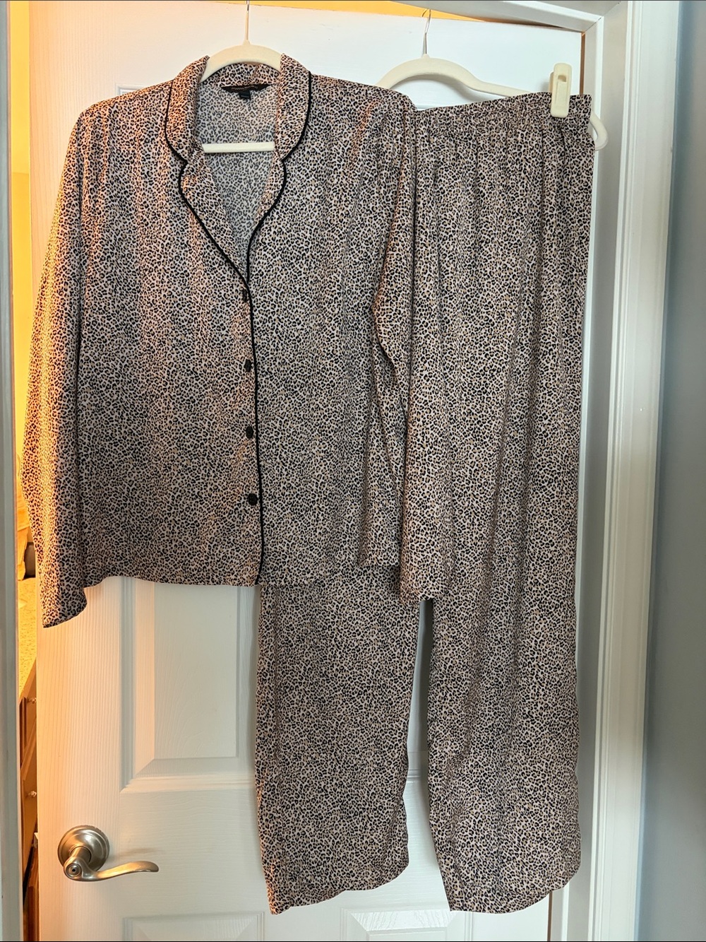 Banana Republic Black & Cream Leopard-Print Pajama Set